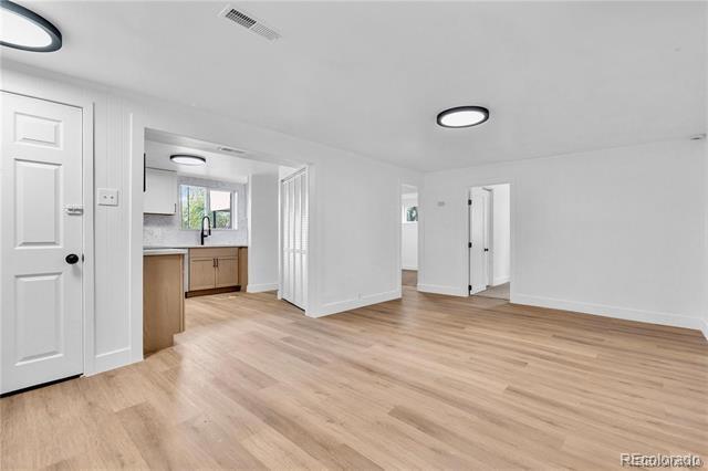 Foto del edificio - 888 Wolff St