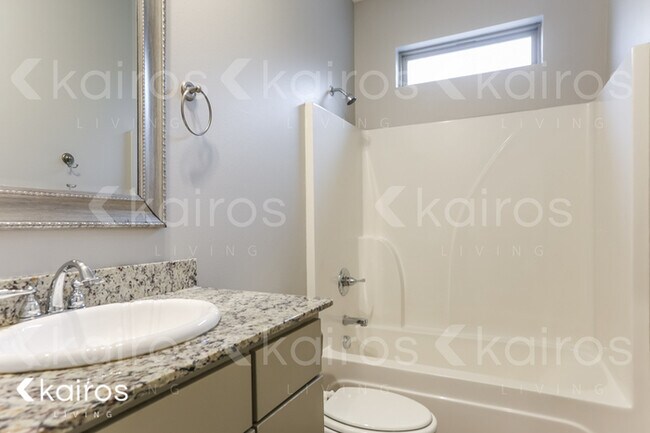 Foto del edificio - 2115 Perry St.