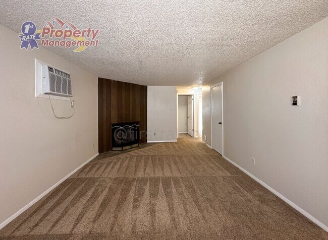 Foto del edificio - 1142 S Pond St