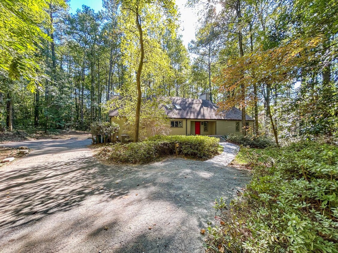 Primary Photo - Spacious Contemporary Home in a Private Wo...