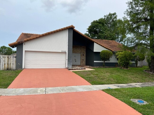 Building Photo - Beautiful 3 Bedroom Home in West Lauderhill