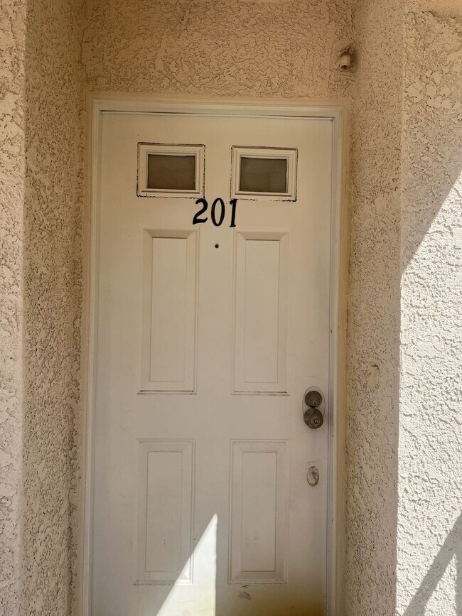 Foto del edificio - 1 Bedroom- Gated Community