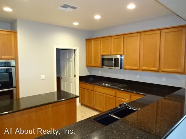 Building Photo - 4 br, 3 bath House - 2268 GREATFIELD DRIVE