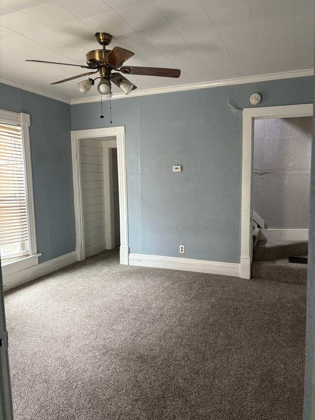 Building Photo - Duplex