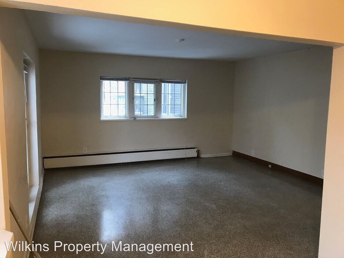 Foto principal - 2634 N Maryland Ave