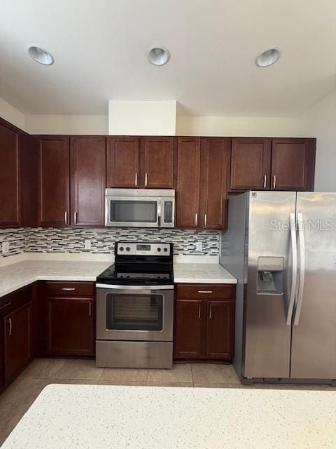 Foto del edificio - 7231 Shadeview Alley