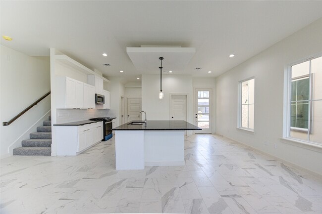 Building Photo - 2903 El Fenice Ln