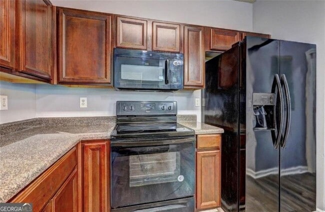 Building Photo - 6316 Ellenwood Dr