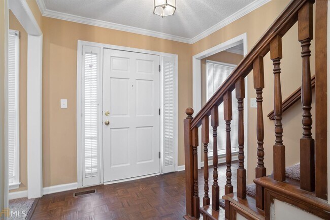 Building Photo - 3114 Milford Chase SW