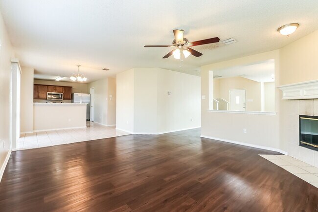 Building Photo - 7606 Tin Cup Dr