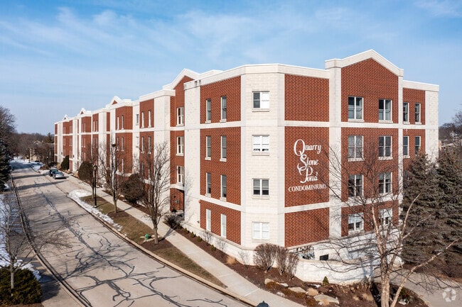 Quarry Stone Pond Condominiums