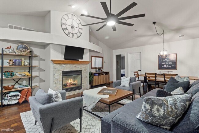 Foto del edificio - 1 br, 1 bath Condo - 3554 S Toldt Cir