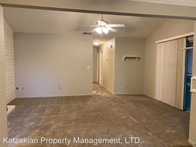 Building Photo - 934 Princess Dr