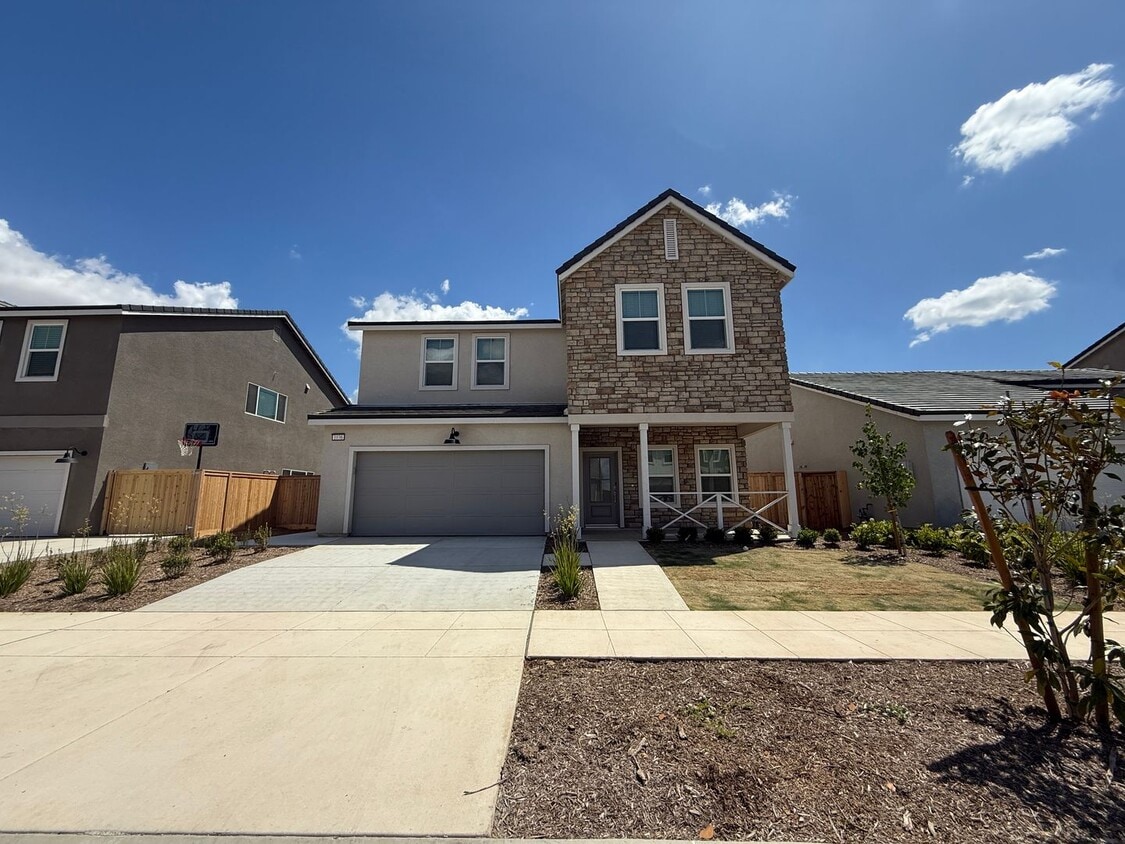 Primary Photo - Brand new stunning 4-bedroom, 2.5-bathroom...