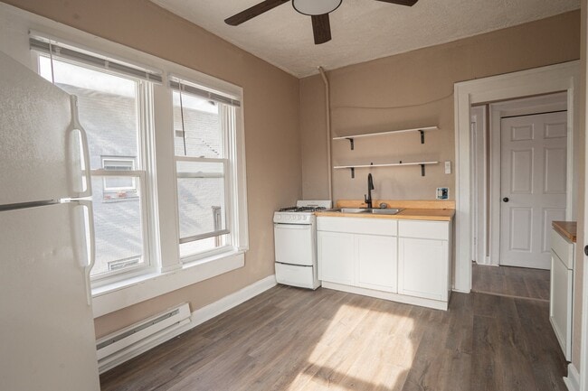 Foto del edificio - 1918 W Washington St