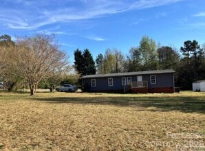 141 Little Country Ln