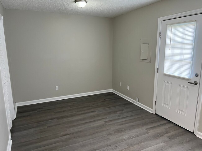 Foto del edificio - 2BR/2BA Townhome For Rent