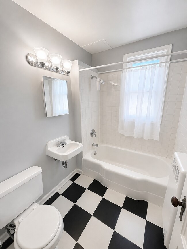 Foto del edificio - 317 N 31st Ave