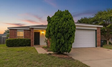 Building Photo - 4305 Indigo Dr