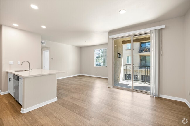 Building Photo - Montecito