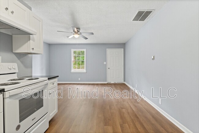 Foto del edificio - 903 Crawford St S