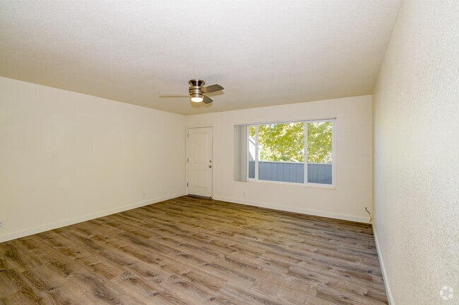 2BR, 1BA - 832SF - Living Room - Aggie Square Apartments