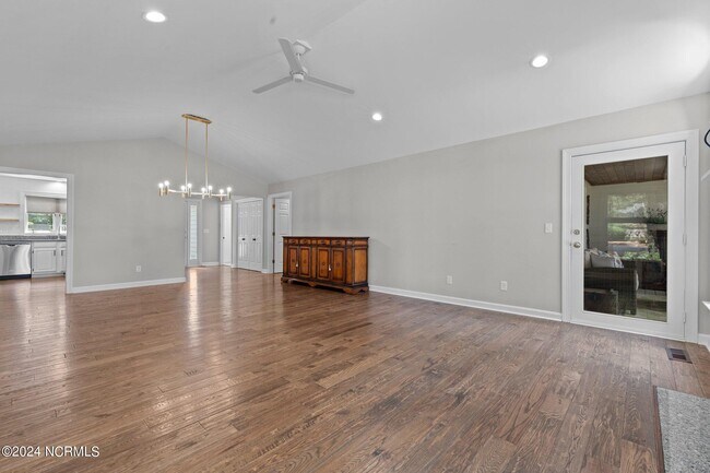 Foto del edificio - 1503 Mt Washington Cir