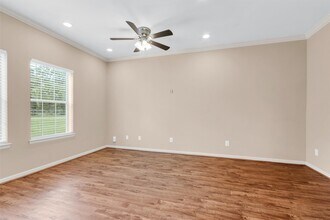 Building Photo - 26148 Avenue E