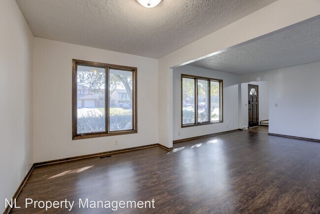 Foto del edificio - 4 br, 2.5 bath House - 13002 S. 30th Street