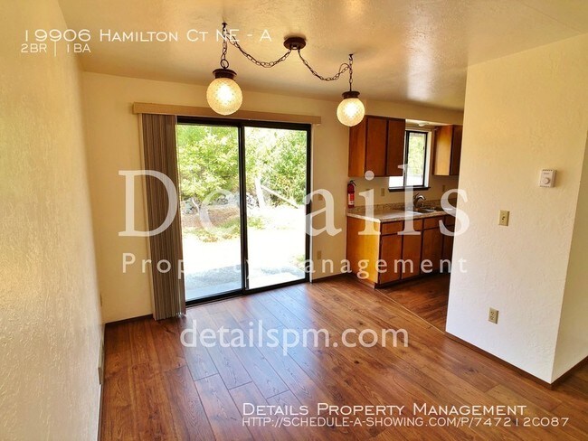 Foto del edificio - 19906 Hamilton Ct NE