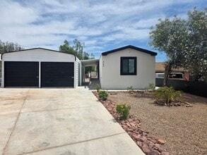 Building Photo - 469 Santa Maria Rd
