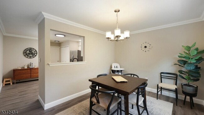 Building Photo - 1205 Pinhorn Dr