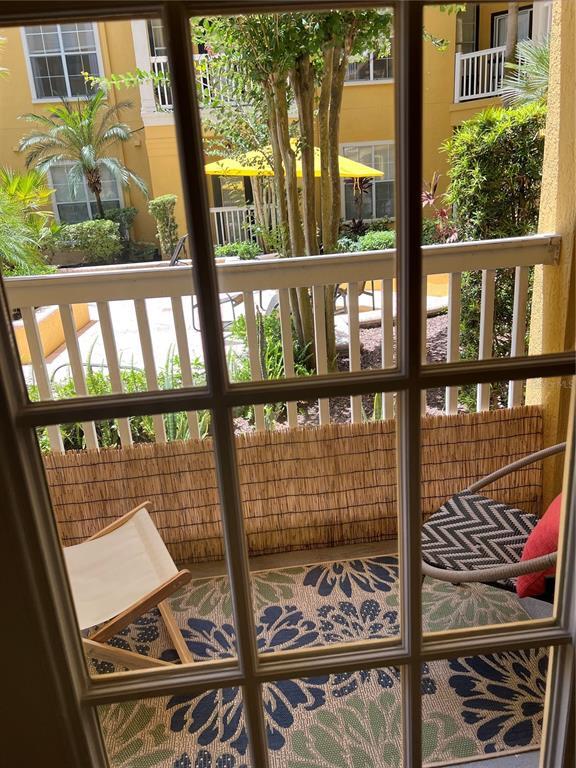 Building Photo - 860 N Orange Ave