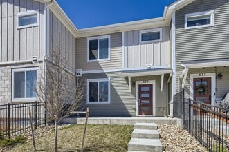 Building Photo - 679 Stonebridge Dr