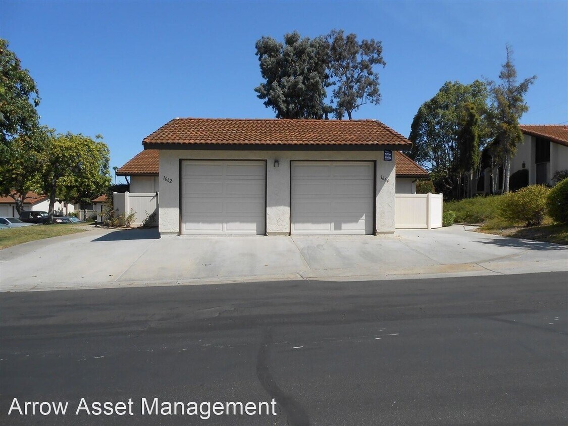 Primary Photo - 3 br, 2 bath House - 1664 Forestdale Dr.