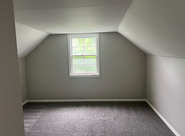 Foto del edificio - Lovely, Spacious Home