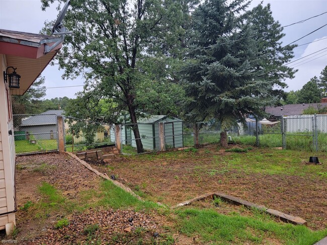 Building Photo - 4 br, 3 bath House - 1220 West Owens