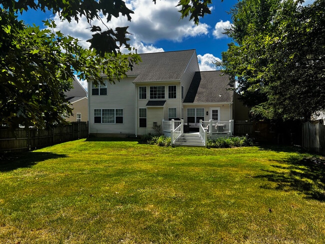 Foto del edificio - 9255 Glen Meadow Ln