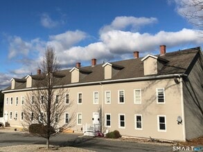 Building Photo - 7 Market Ln