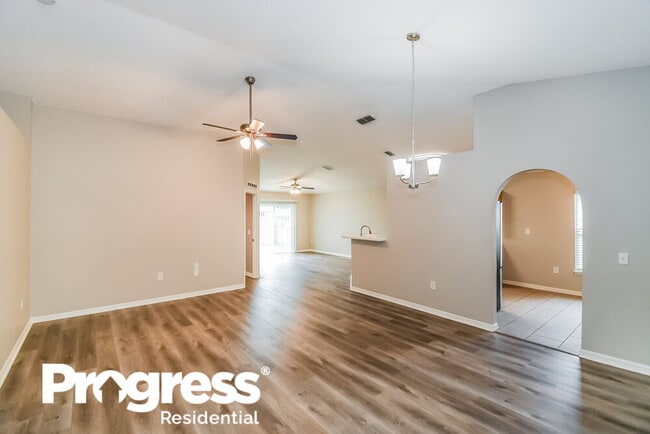 Building Photo - 3019 Valkyrie Rd