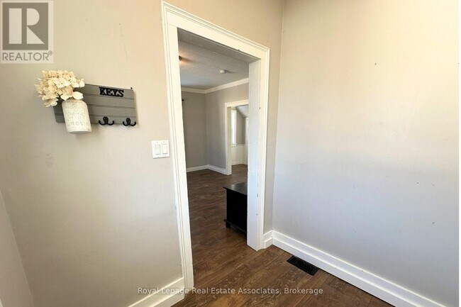 Photo du bâtiment - 485 Brown St