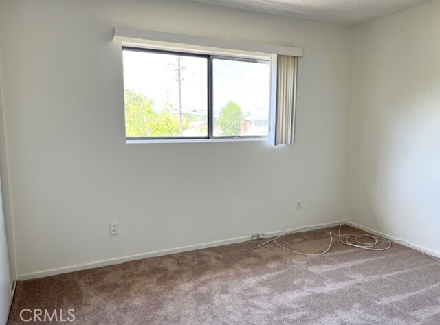 Building Photo - 359 Riverdale Dr