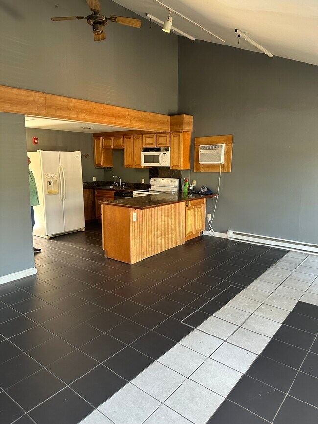 Foto del edificio - 1181 Boston Rd