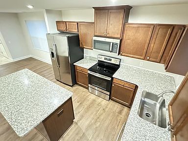 Foto del edificio - 243 Scenic Rd