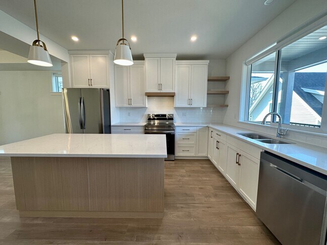 Photo du bâtiment - 7885 Cedarbrook Rd