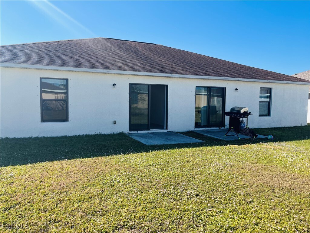 Foto del edificio - 1625 SW 34th St