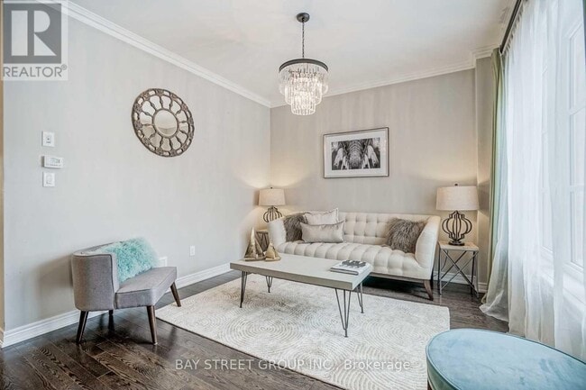 Building Photo - 24 Plantain Ln