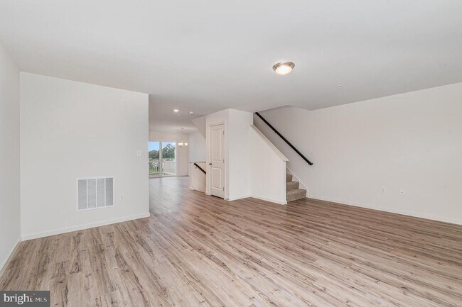 Foto del edificio - 5255 Laurel Valley Ln