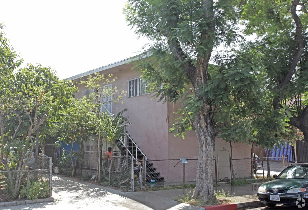 Building Photo - 6026 Malabar St