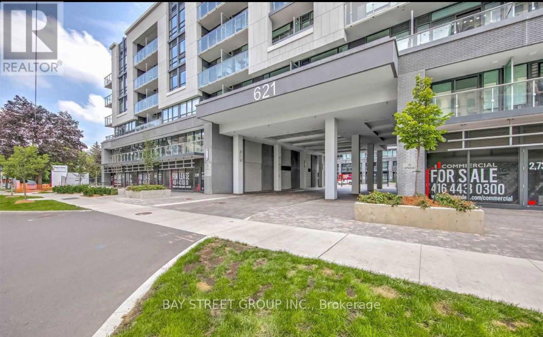 Photo principale - 621-621 Sheppard Ave E